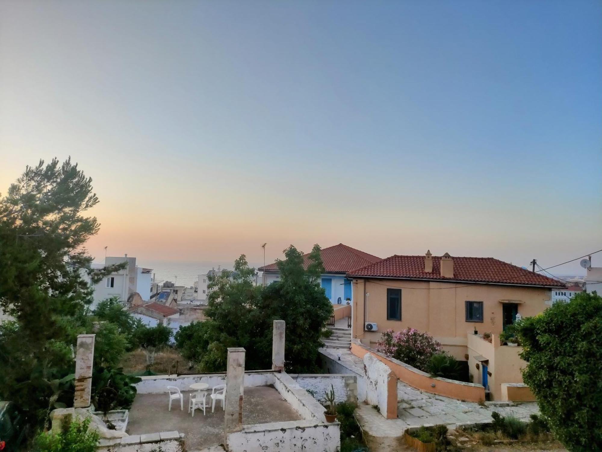 Οικογένειακο Διαμέρισμα Με Θέα 2 Chrissi Akti Chania Exterior foto